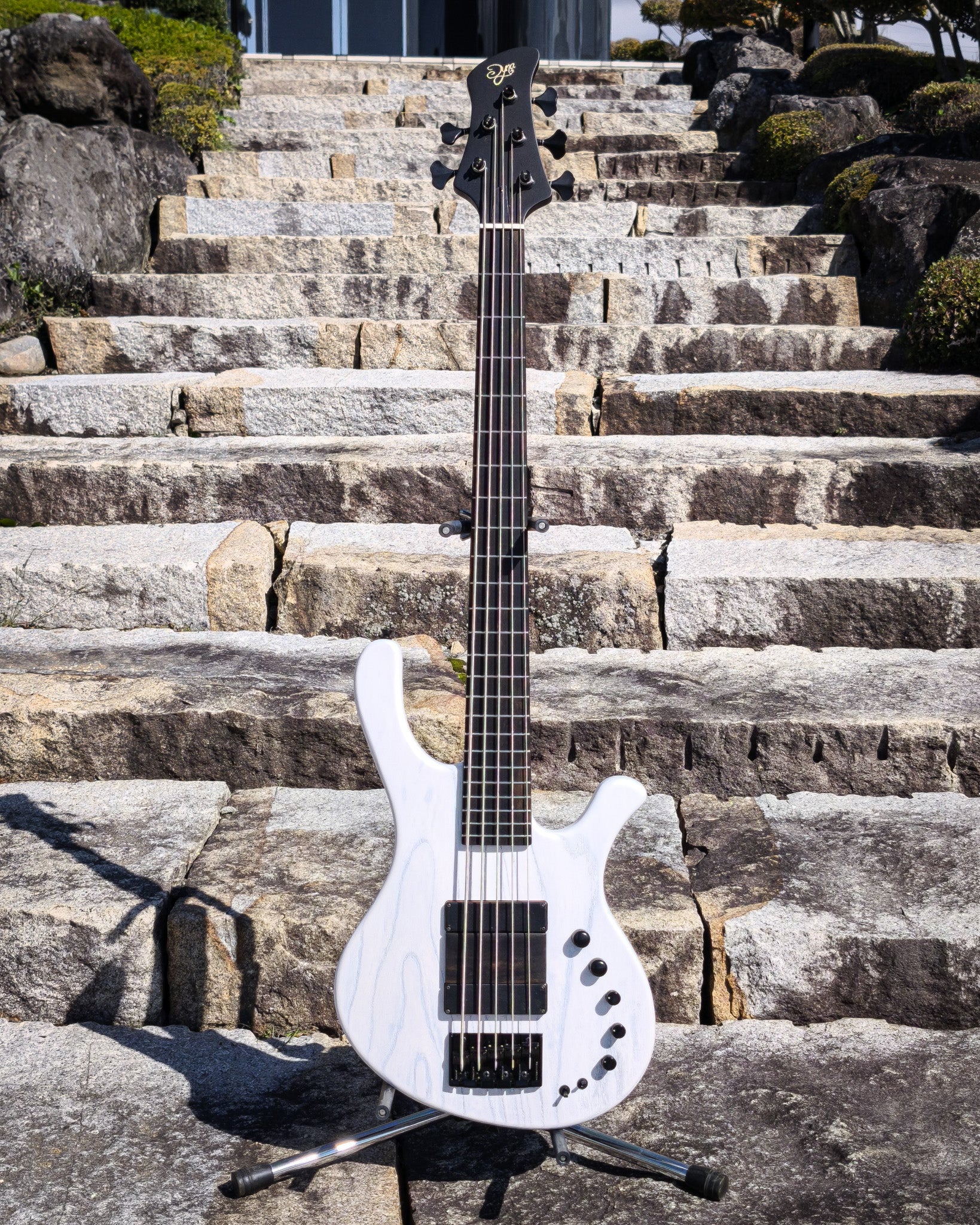 KUSABI-II 5strings / Matte White 限定モデル