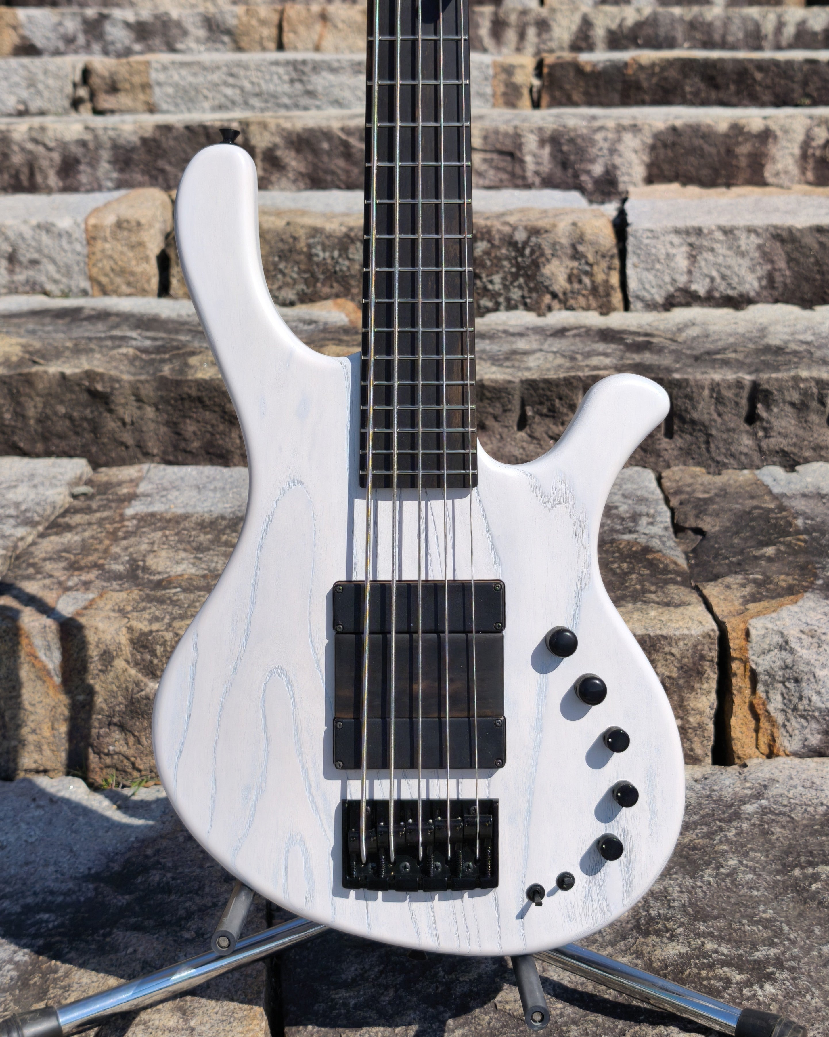 KUSABI-II 5strings / Matte White 限定モデル