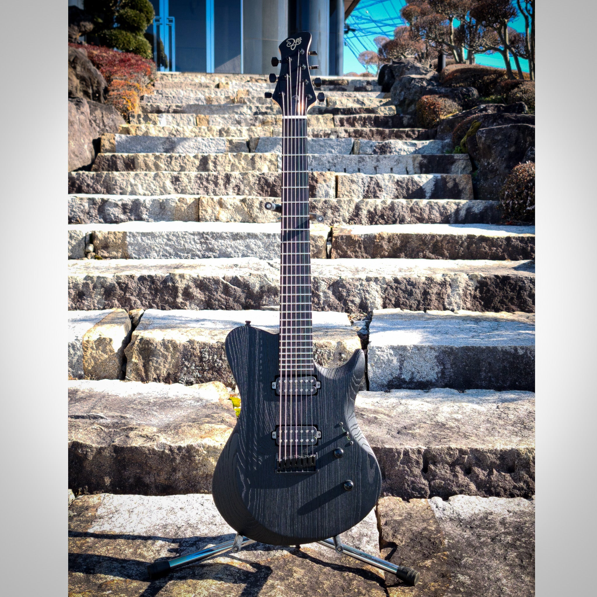 MOTIVE-II 7strings / Foxy Gold