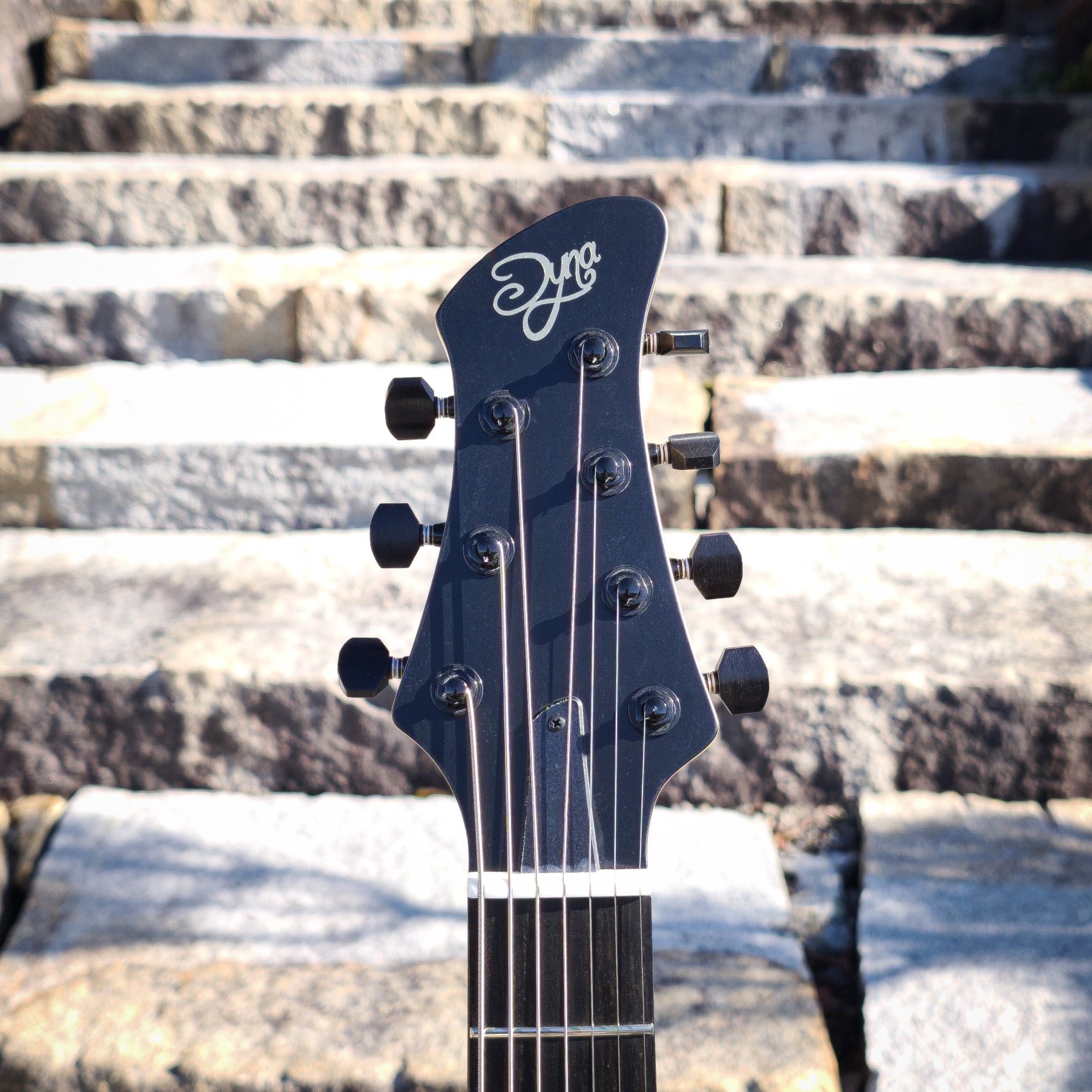 MOTIVE-II 7strings / Foxy Gold